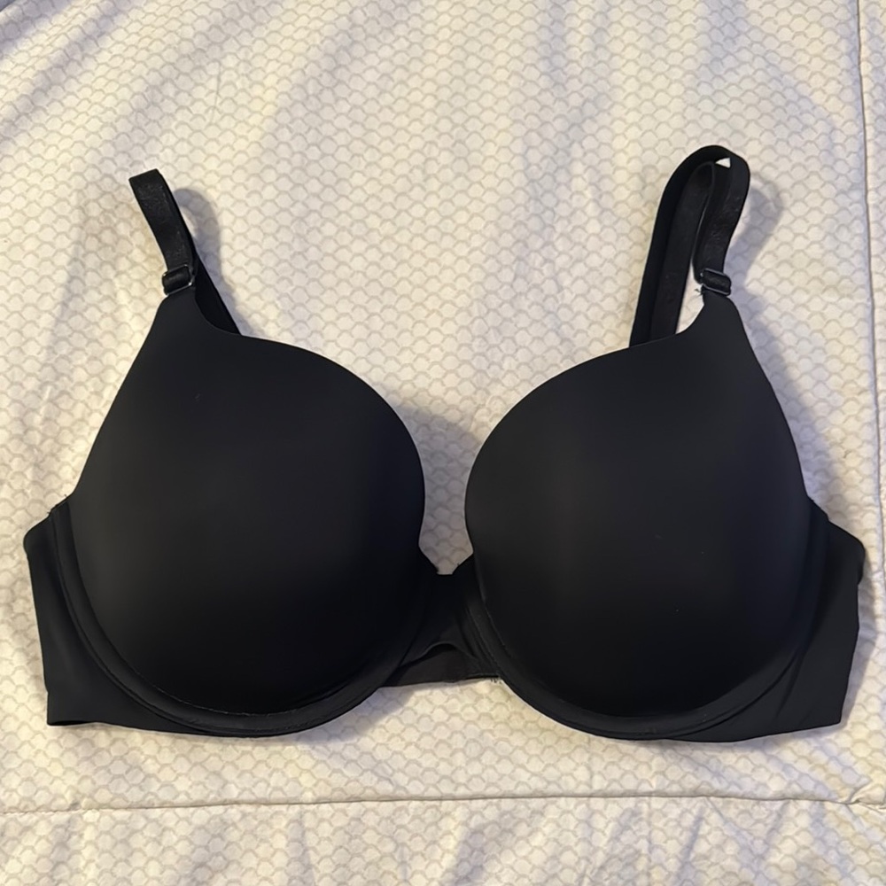 VS Tshirt PU Perfect Shape Smooth Bra
